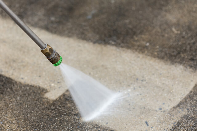 parking lot pressure washing in wilmington